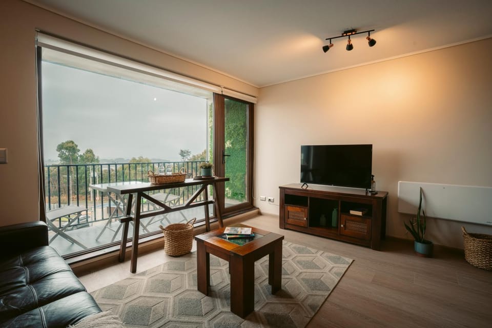 TV and multimedia, View (from property/room), Balcony/Terrace, Living room