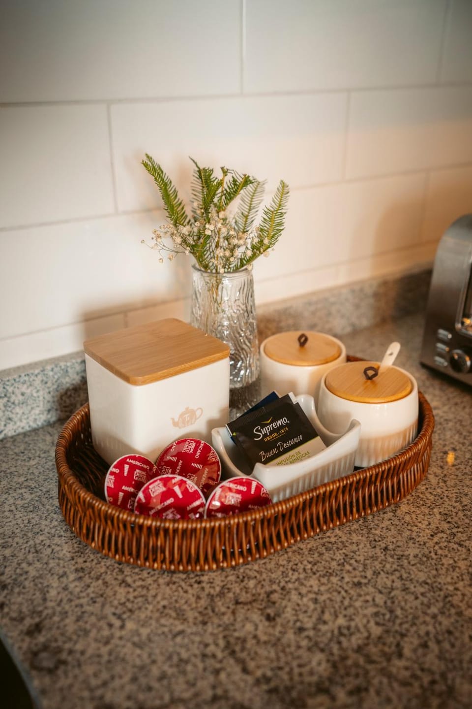 Coffee/tea facilities, Kitchen or kitchenette
