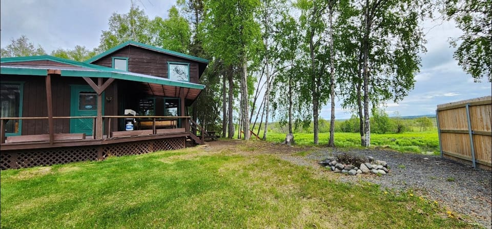 Beaver Creek Hideaway House in Kenai