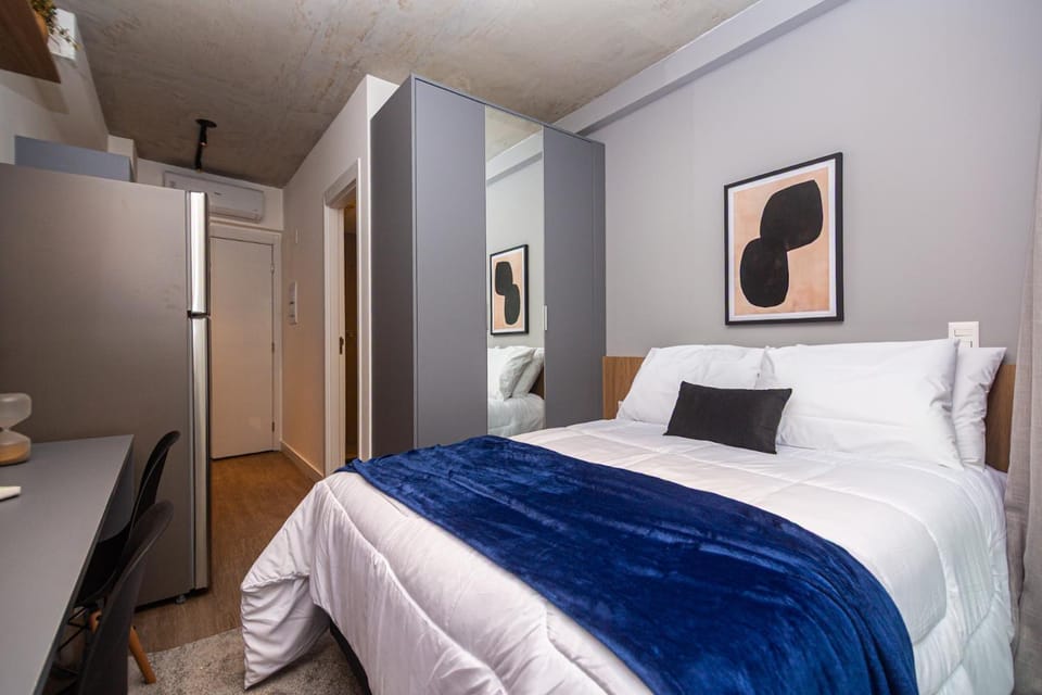 Bedroom, wardrobe