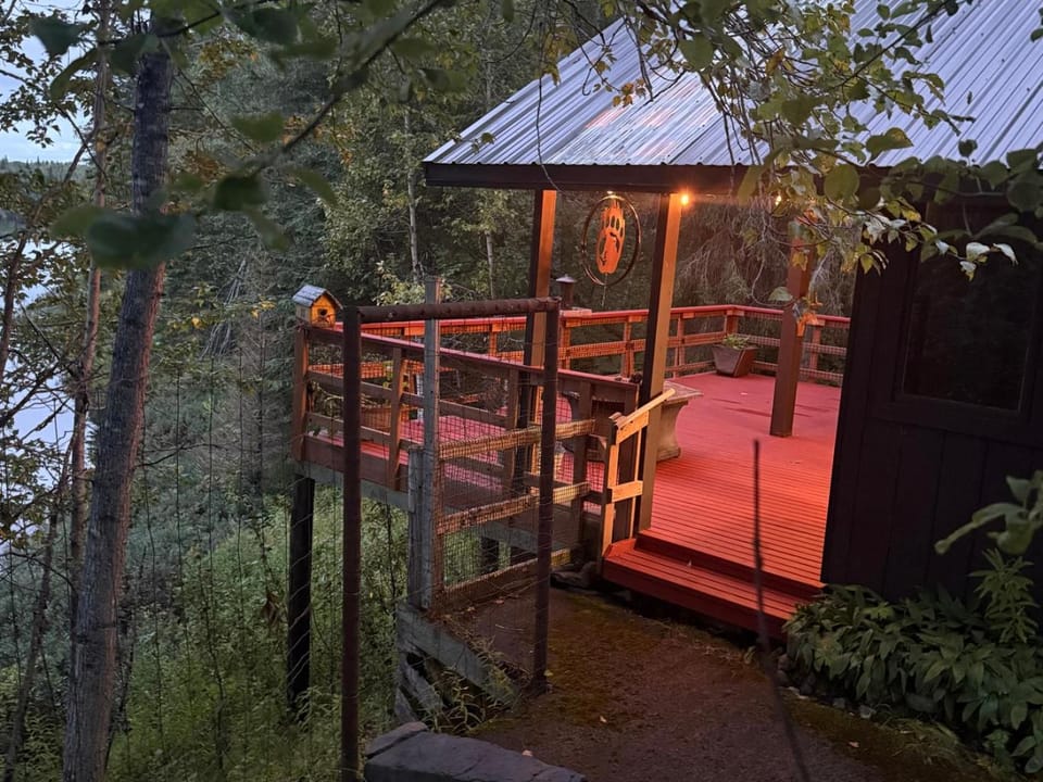 Kivi Lake Cottage in Nikiski House in Nikiski