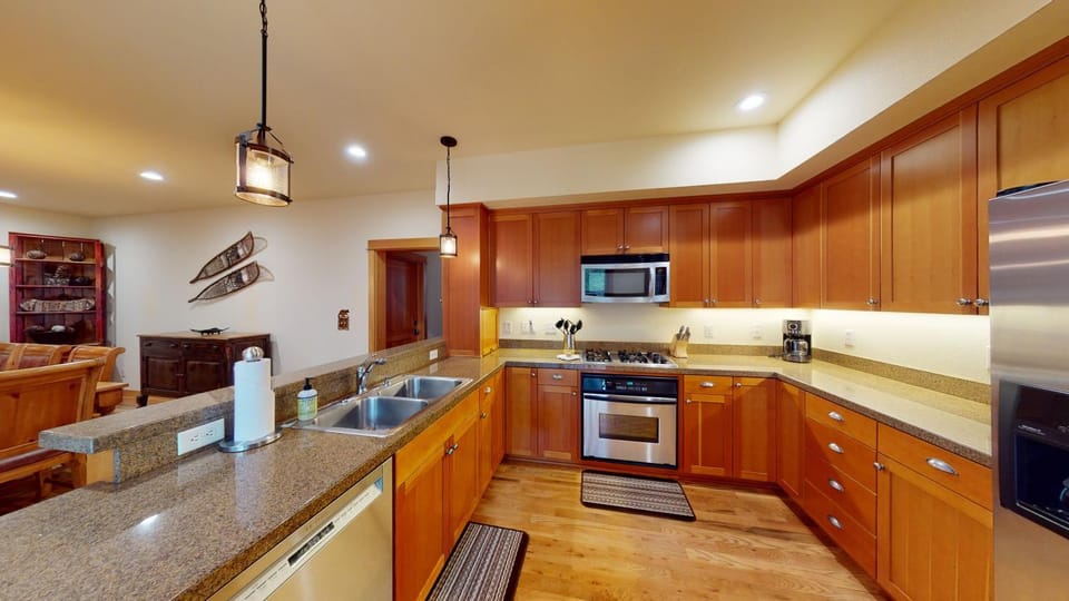 15 Fremont Crossing House in Sunriver