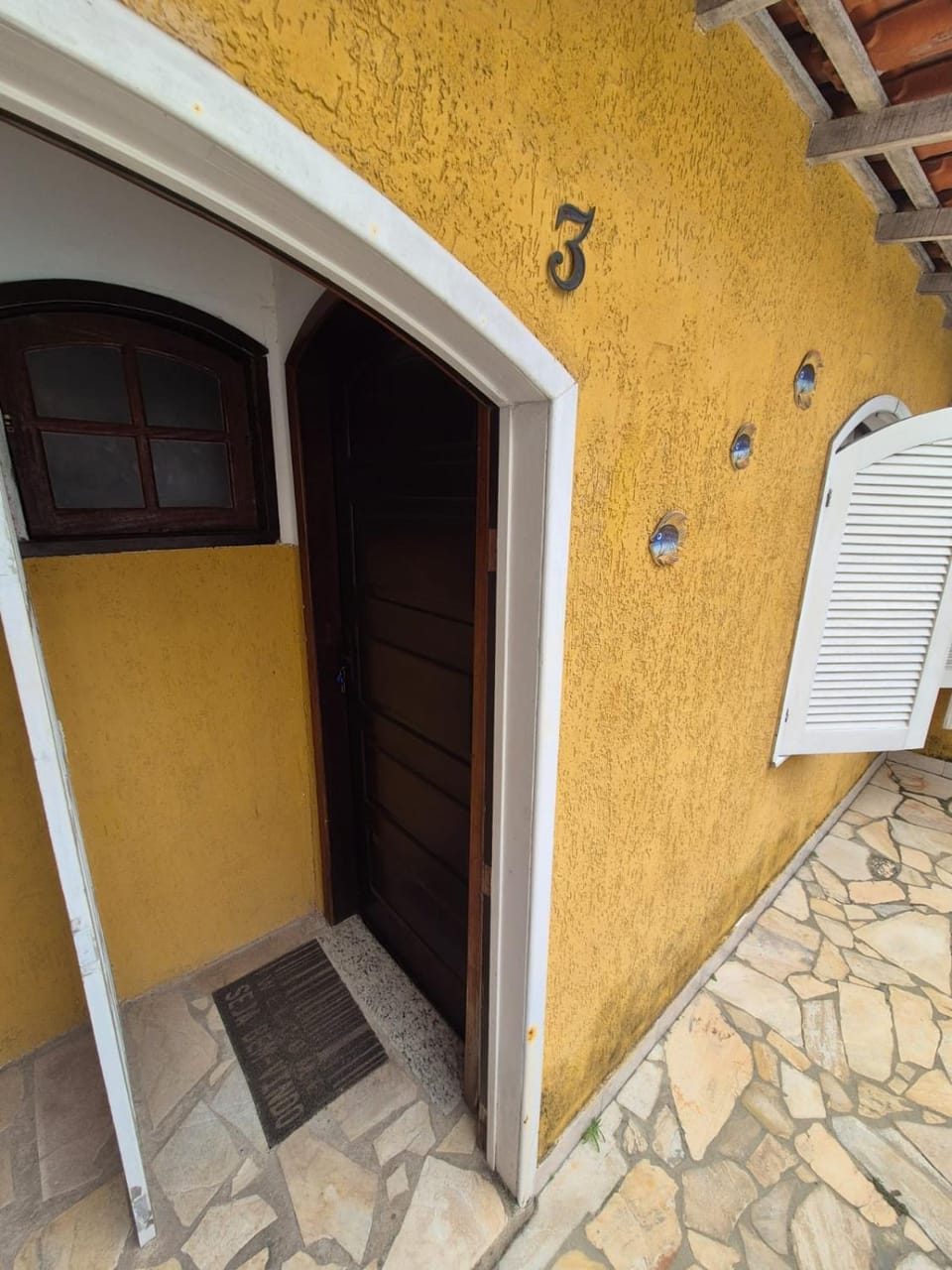Pousada Casa Da Arara suite 103 Hotel in Saquarema
