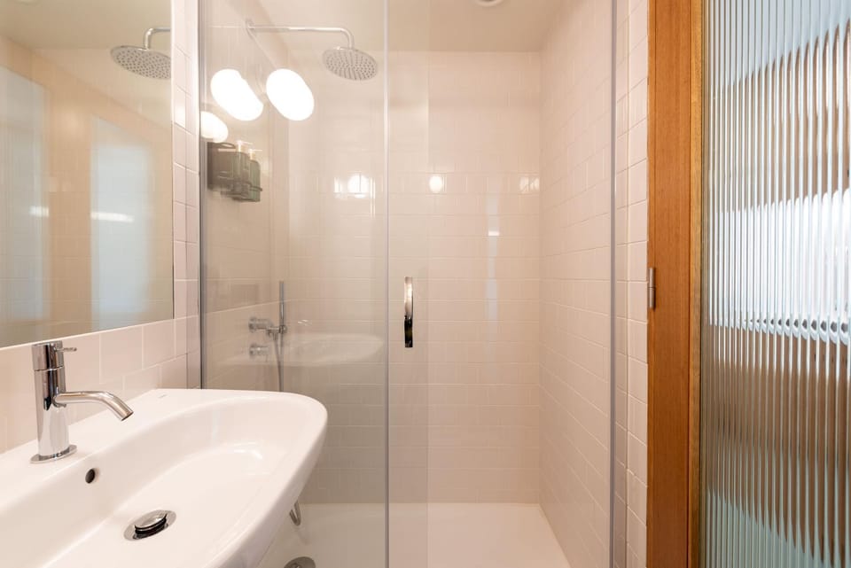 Shower, Bathroom, Bathroom