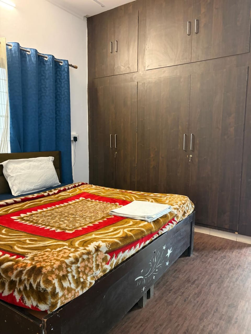 Bed, wardrobe