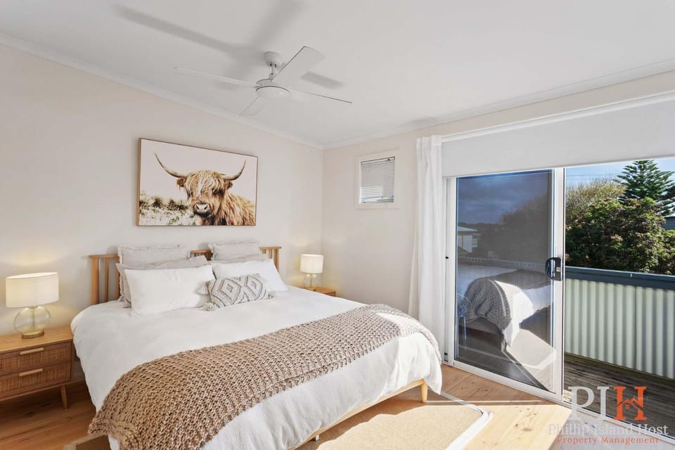 Coastal Balcony Seaview Family Home House in Cape Woolamai