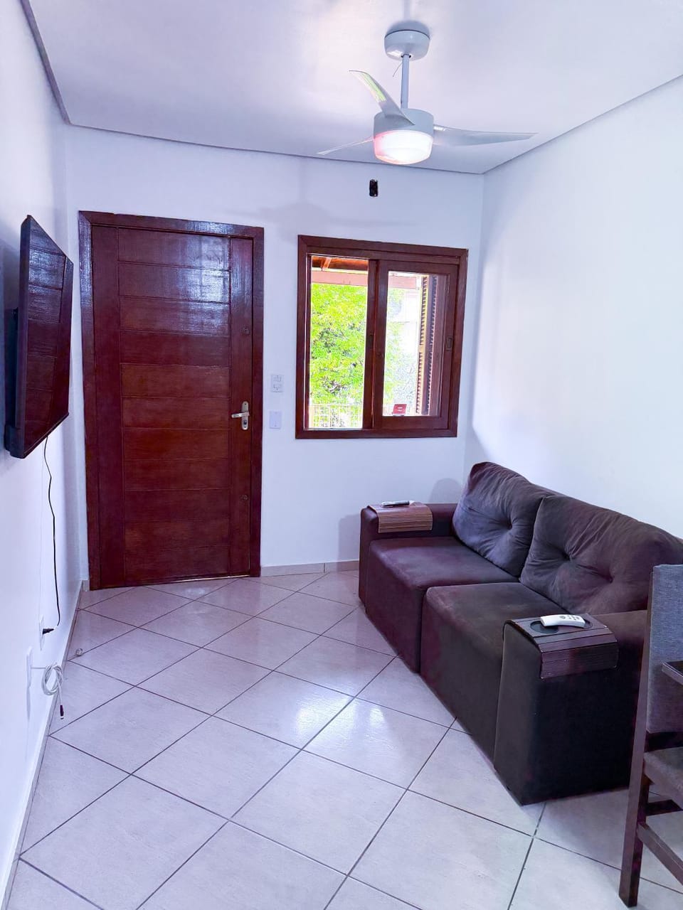 Communal lounge/ TV room, TV and multimedia, Living room