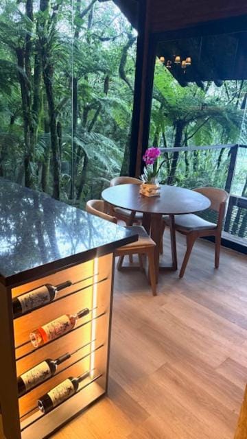 Cabana Araucária Glass ao lado de Gramado RS Chalet in State of Rio Grande do Sul