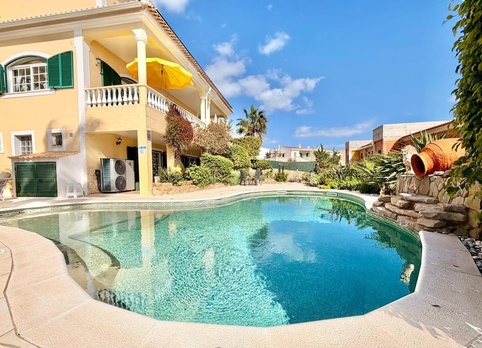 Casa Forsa, 4 Bedroom Villa Villa in Luz