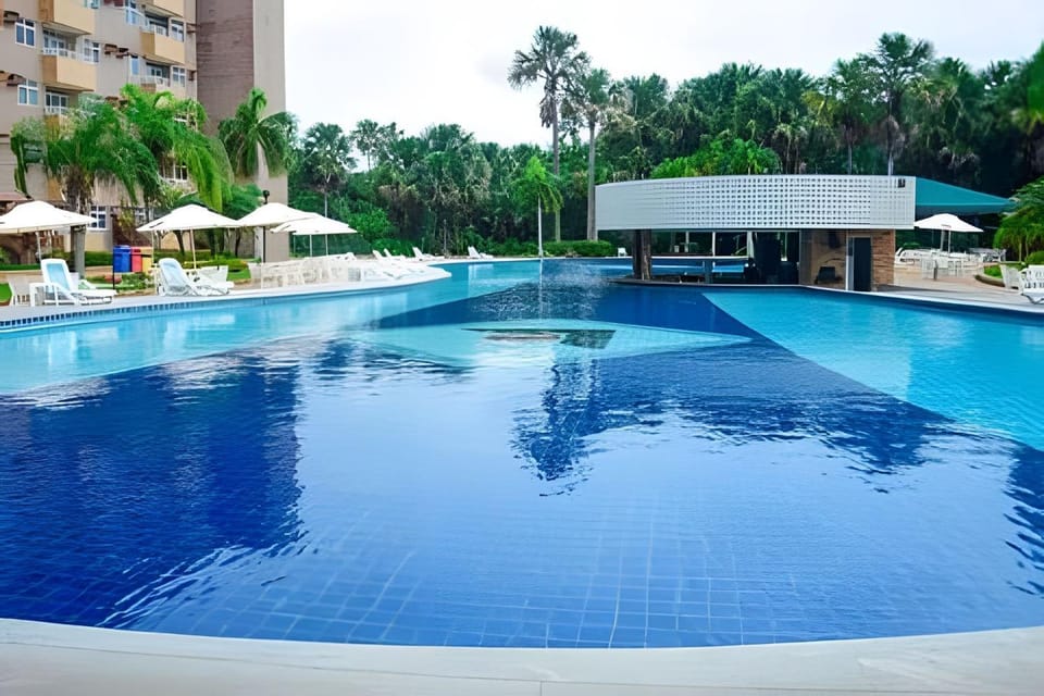 Pool view, Swimming pool, sunbed