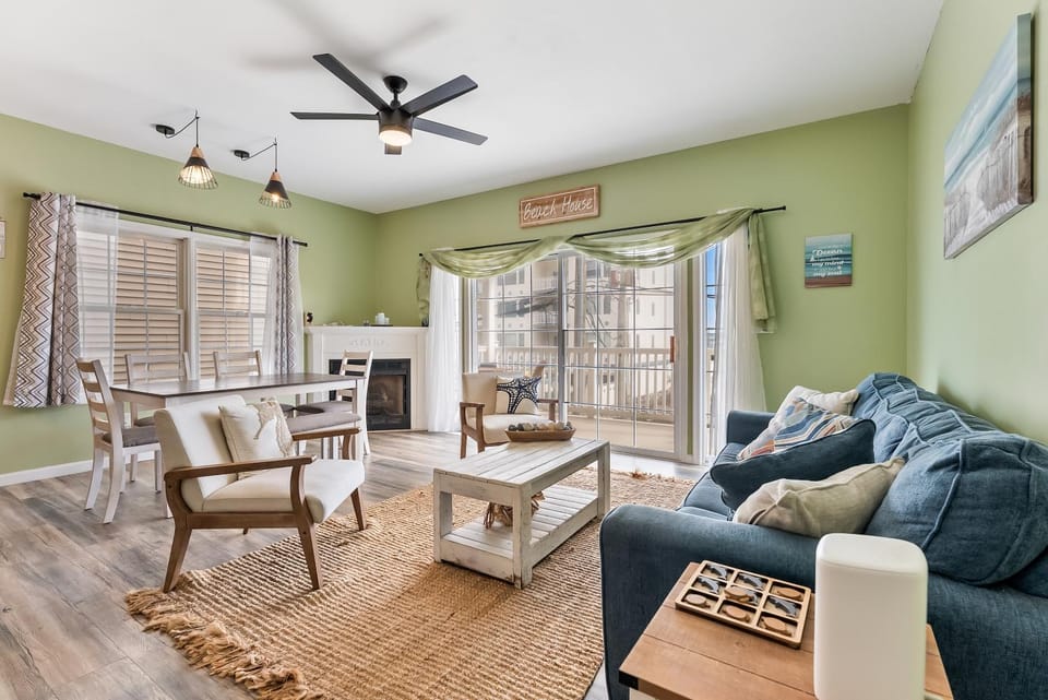 Escape to Wildwood Marina in a Modern 3 Bedroom Condo with Stunning Bay Views Apartment in Wildwood