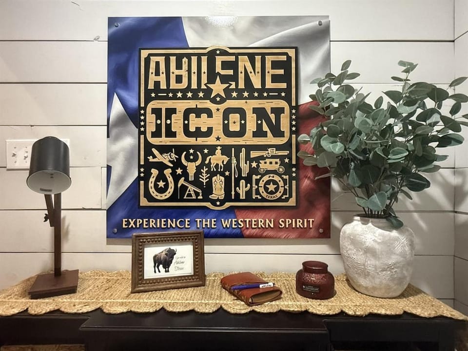 Abilene Icon- Sky, Story, and the Western Spirit! House in Abilene