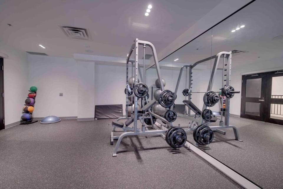 Luxury & Modern Condo in Central KW With Exclusive Terrace Apartment in Waterloo