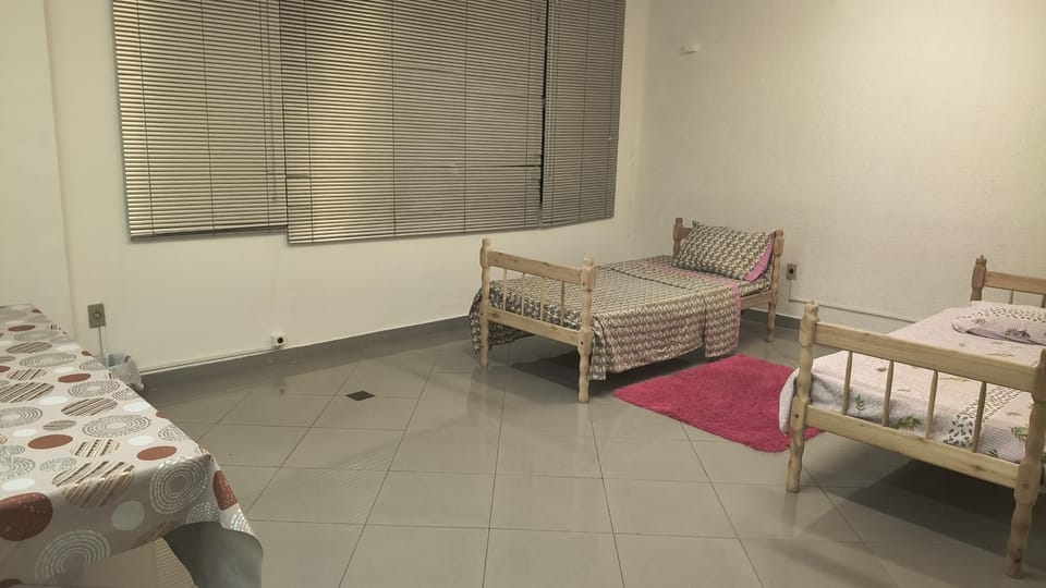 hospedagem em sjc próxima ao centro, rodoviária, Embraer e cta Vacation rental in Sao Jose dos Campos