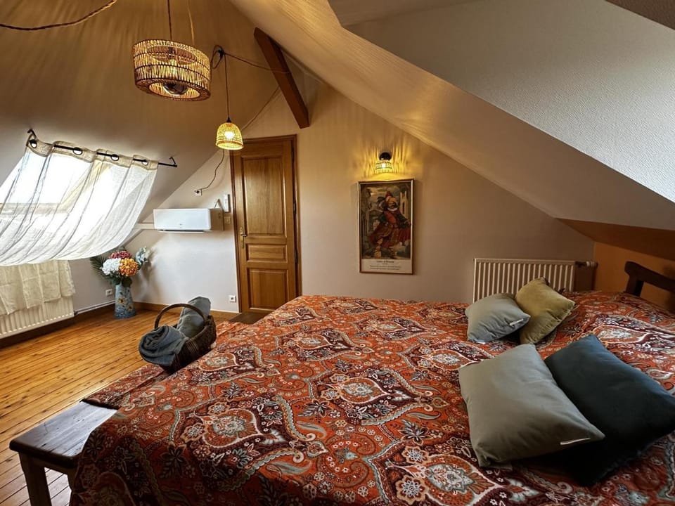 Maison urbaine, climatisation, animaux OK – 6 pers. - FR-1-489-631 House in Moulins