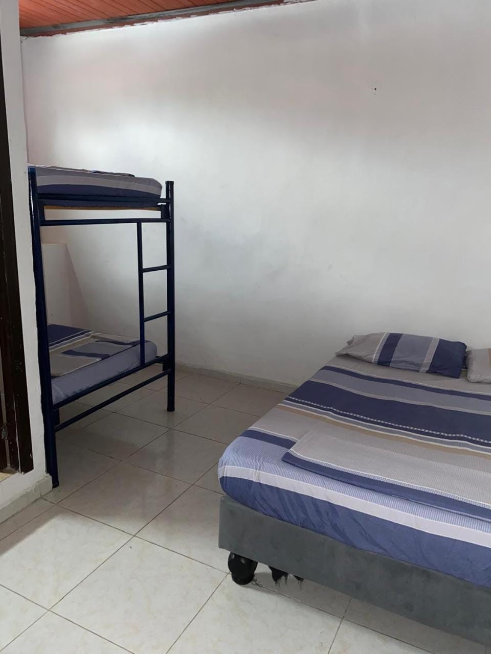 Hostal Sur Tosc Bed and Breakfast in Cali