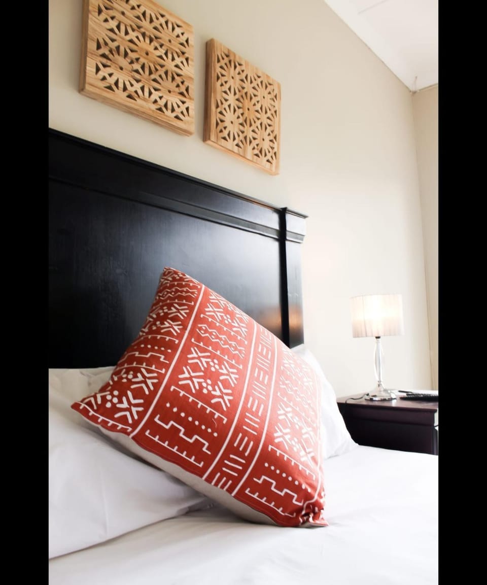 Cozy guestrooms in Midrand 3 Bed and Breakfast in Gauteng