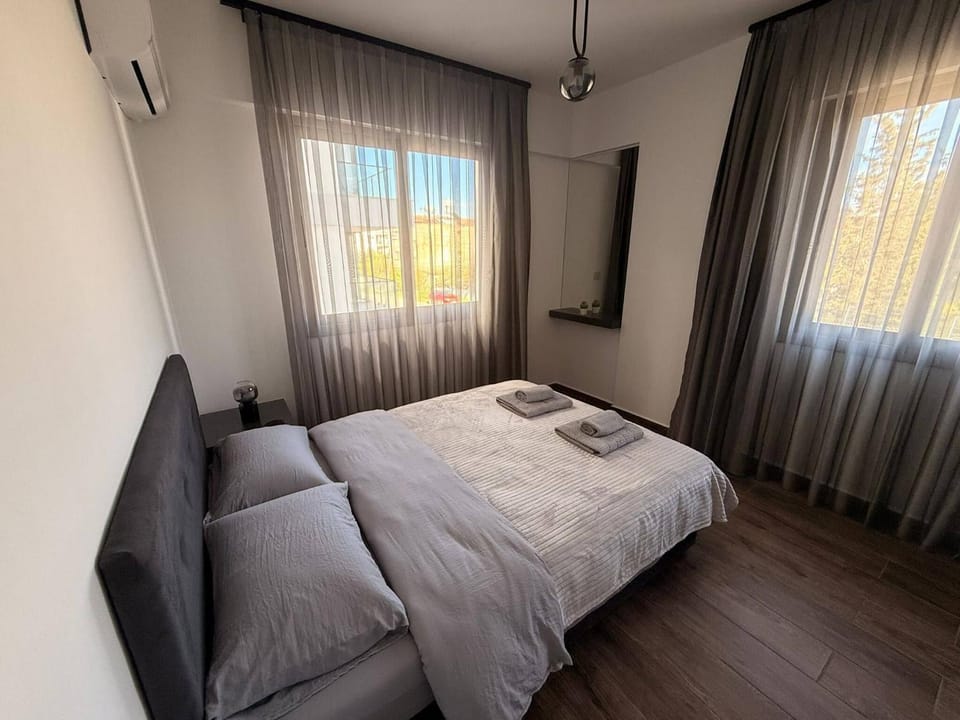 Nicosia Serenity, Stylish Peaceful Central Stay Apartment in Nicosia City