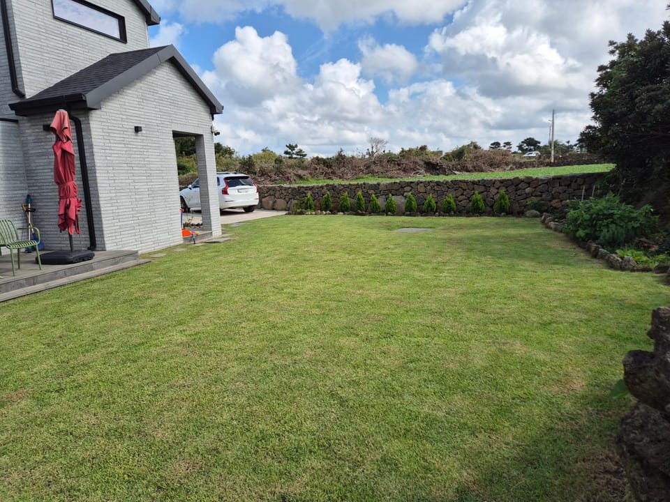Property building, Garden, Garden