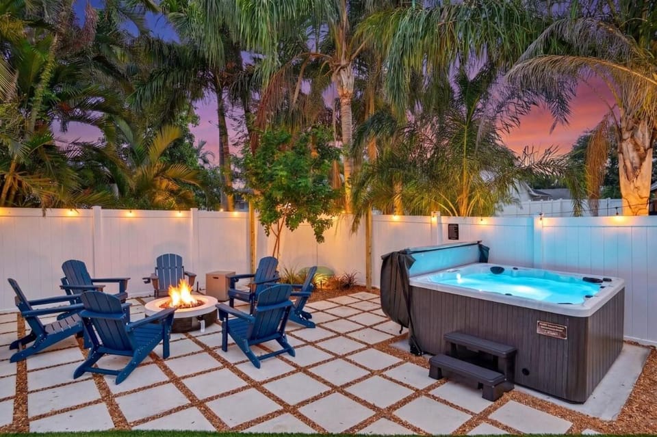 Hot Tub, Garden view