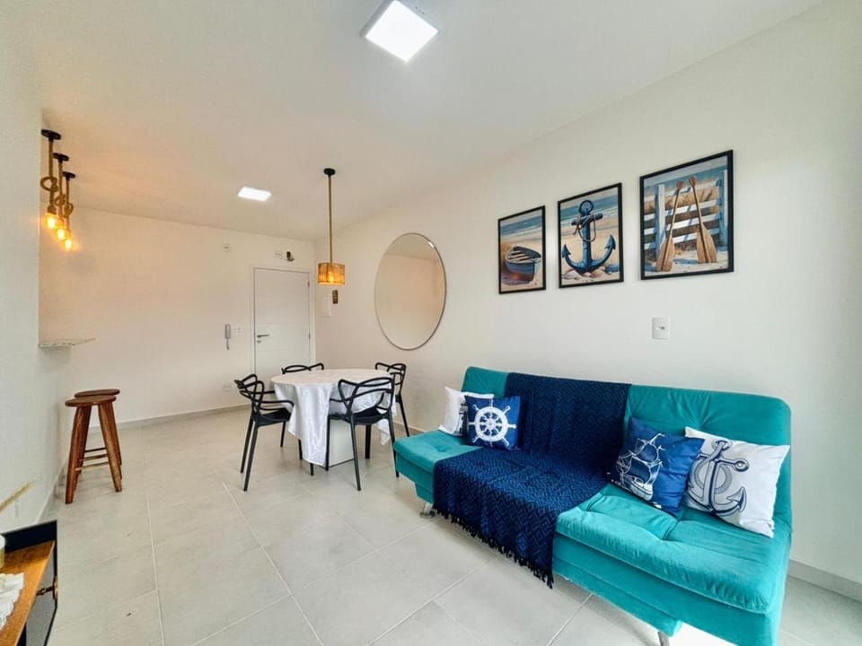 Apto Novo com Piscina e Churrasqueira 650m da Praia 6 Pessoas Apartment in Bertioga