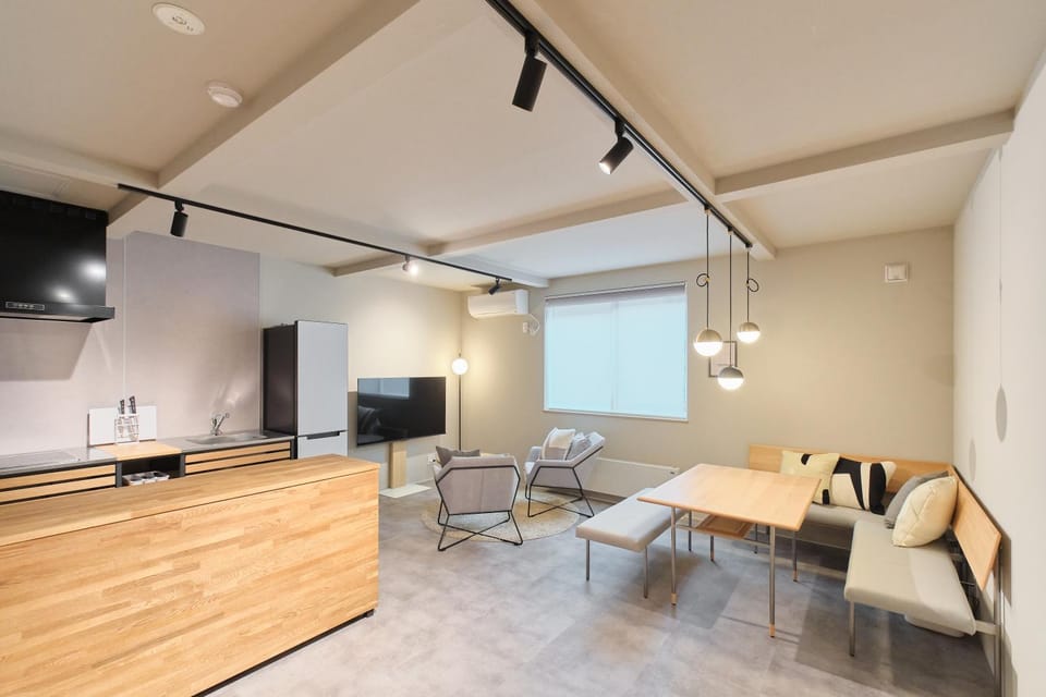 Living room, Dining area