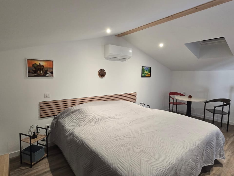 Chicken Fields Good ! Apartment in Auch
