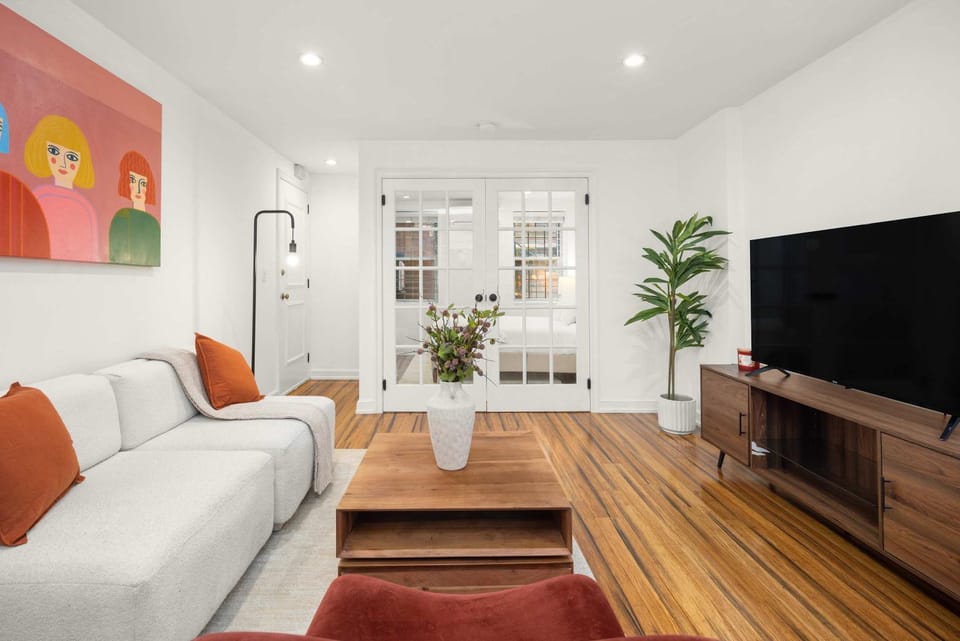 Madison Gardens by StayHaus Luxe Flatiron 1BR Apartment in Greenwich Village