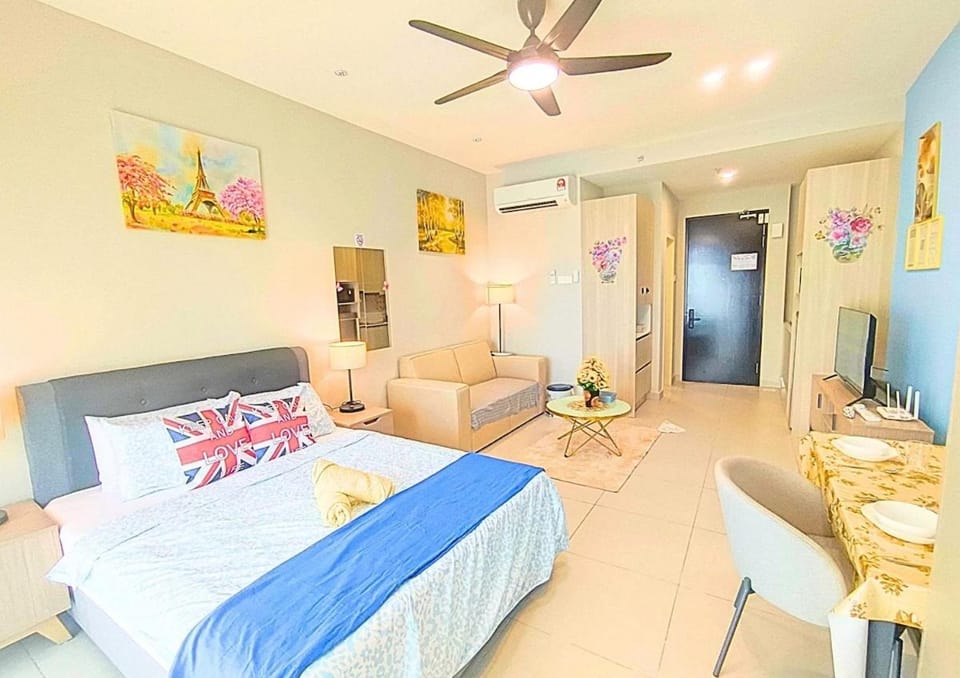 Bed, Photo of the whole room, air conditioner