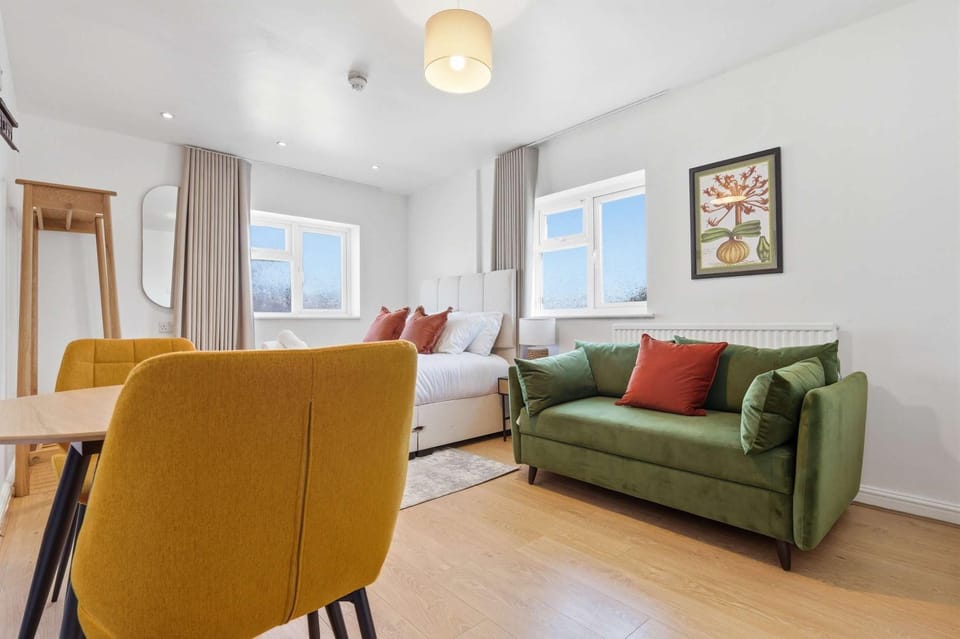 The Forest-Wildwood Bed and Breakfast in Cambridge