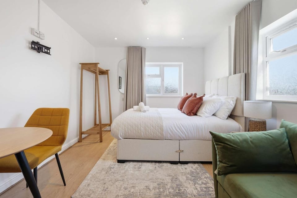 The Forest-Wildwood Bed and Breakfast in Cambridge