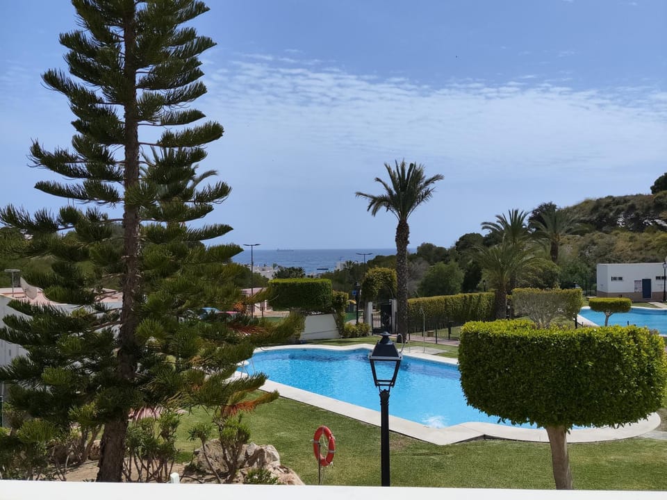 Pool view, Swimming pool