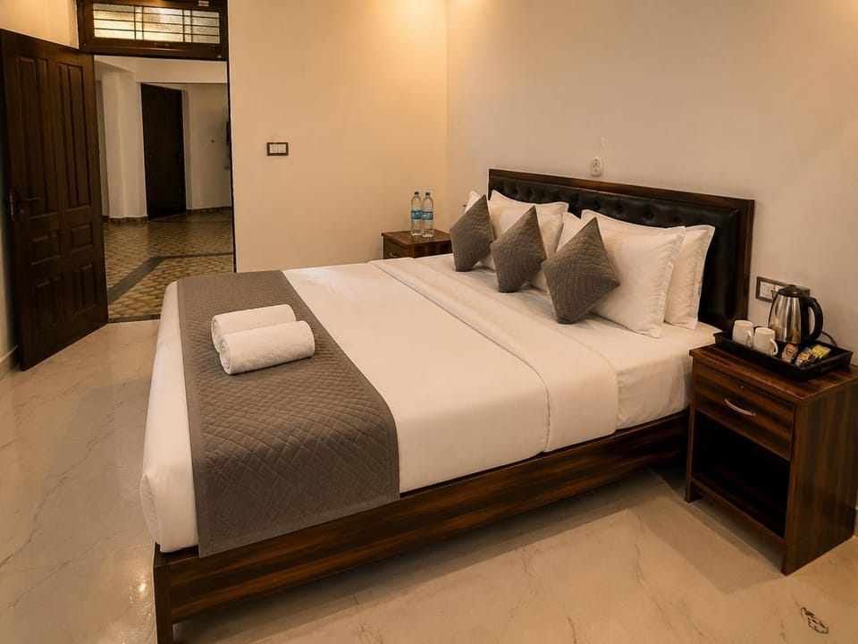 Bed, Coffee/tea facilities, Photo of the whole room, Bedroom
