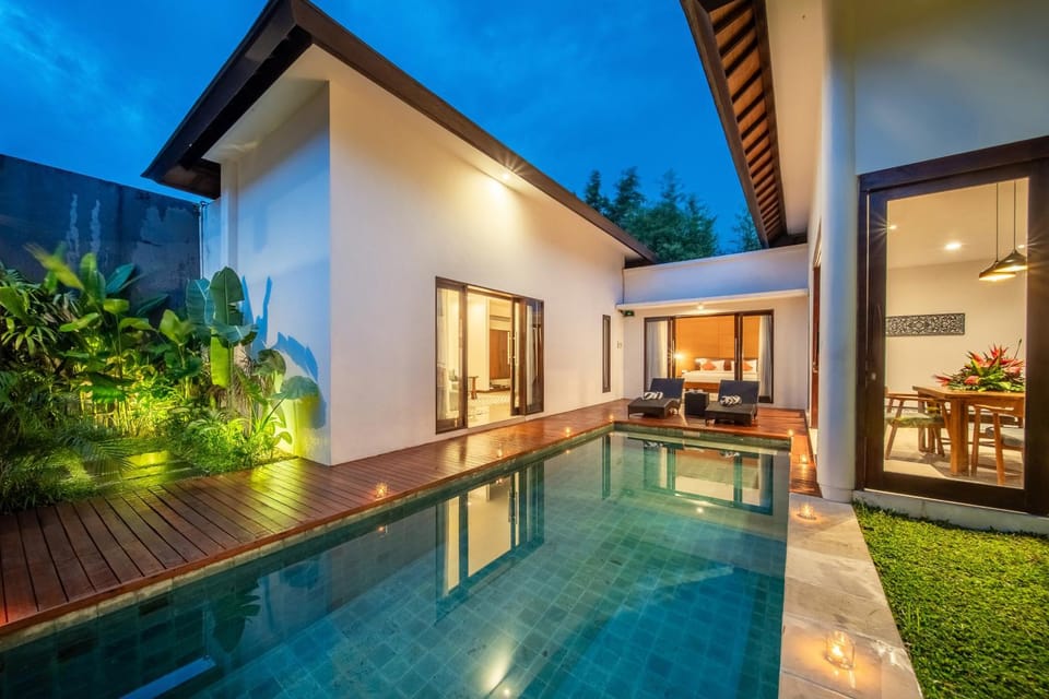 Property building, Swimming pool