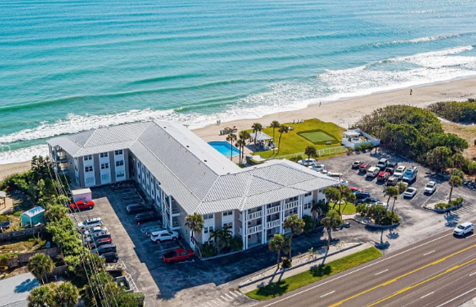 Nearby landmark, Neighbourhood, Bird's eye view, Other, Beach, Sea view, Street view, Parking
