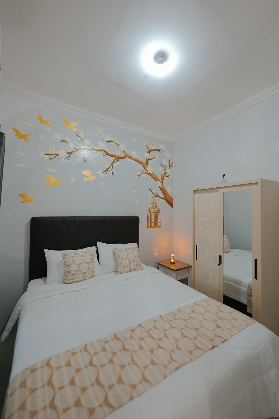 Bed, Photo of the whole room, Bedroom, wardrobe