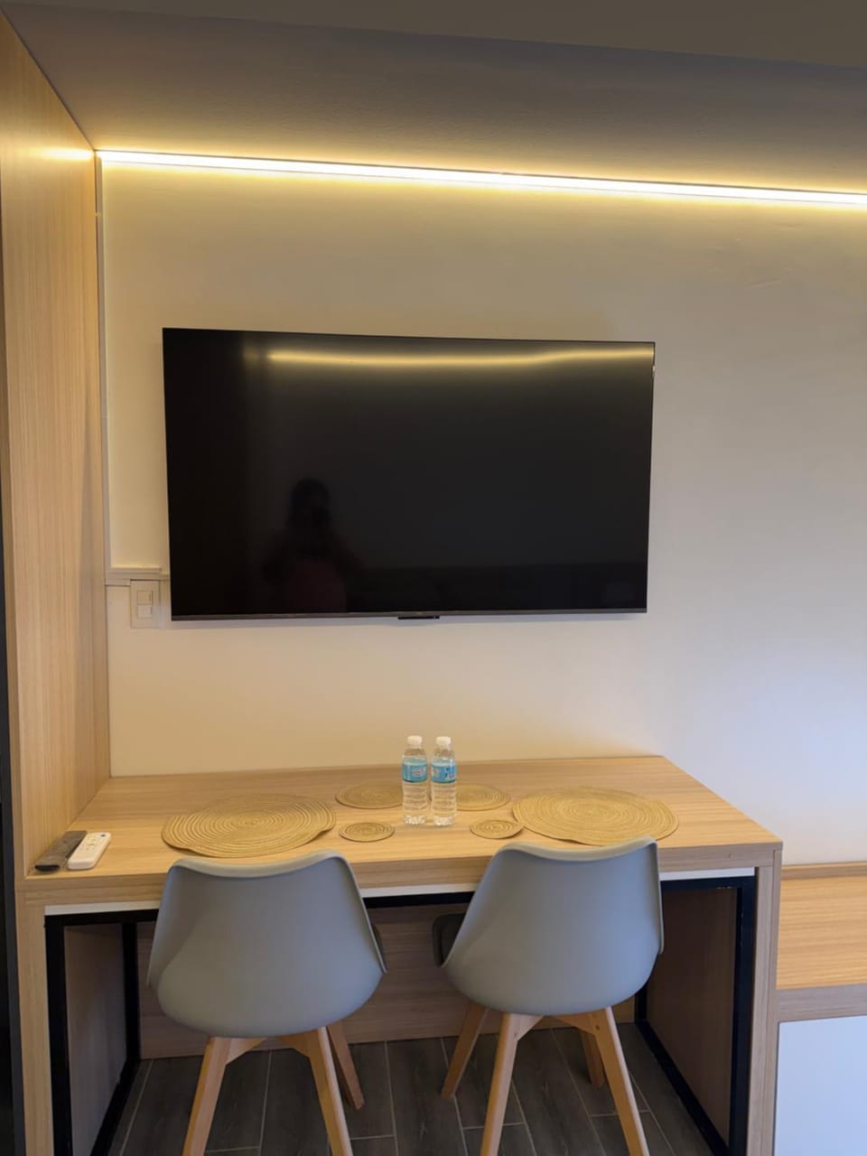 TV and multimedia, Dining area