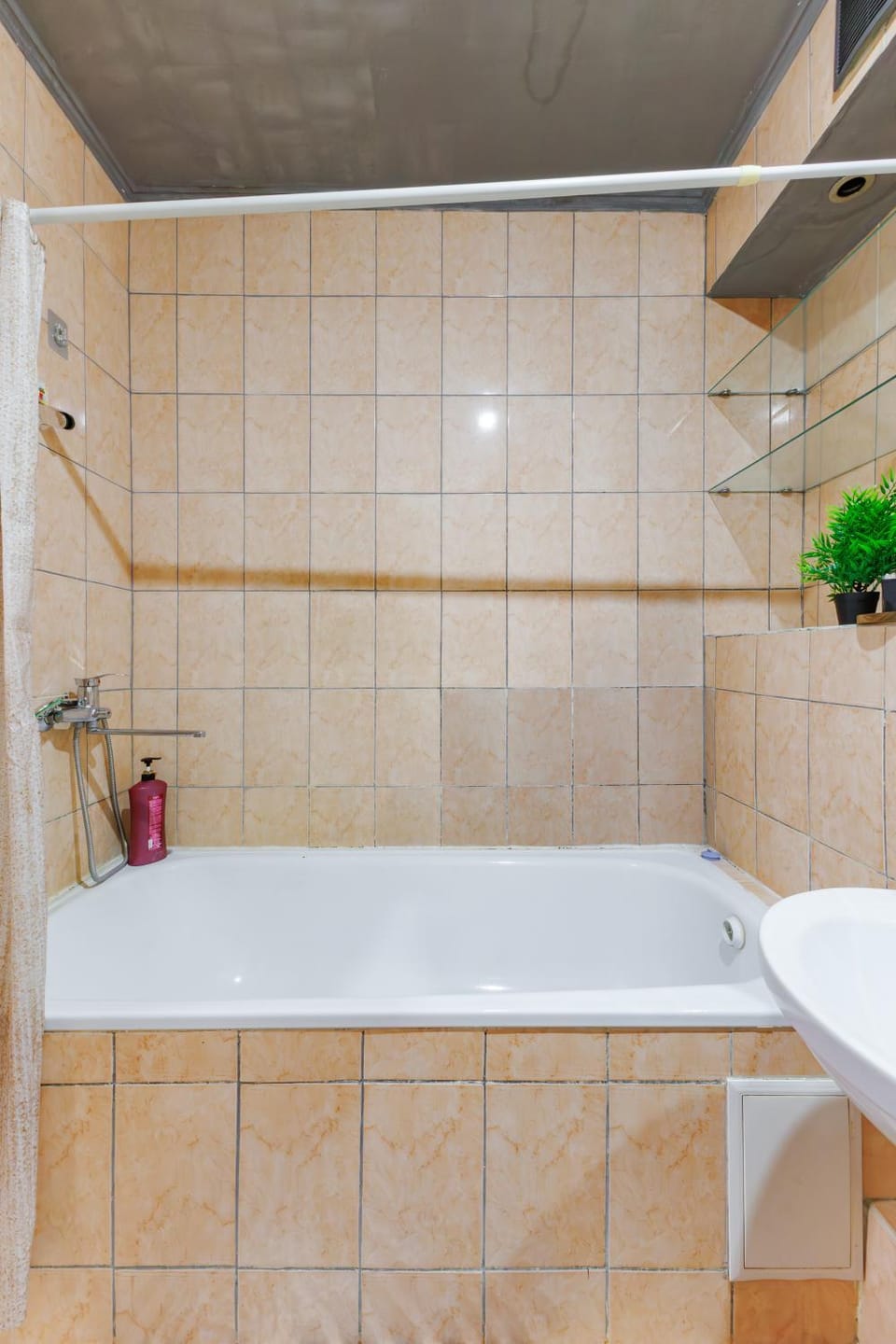 Момышулы 7 ЖК Байконыр - Дворец Школьников Apartment in Kazakhstan