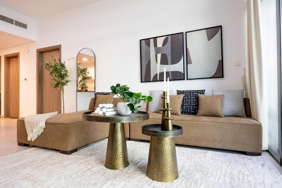 Elegant and Dazzling 1BR in Park View Saadiyat Apartment in Abu Dhabi