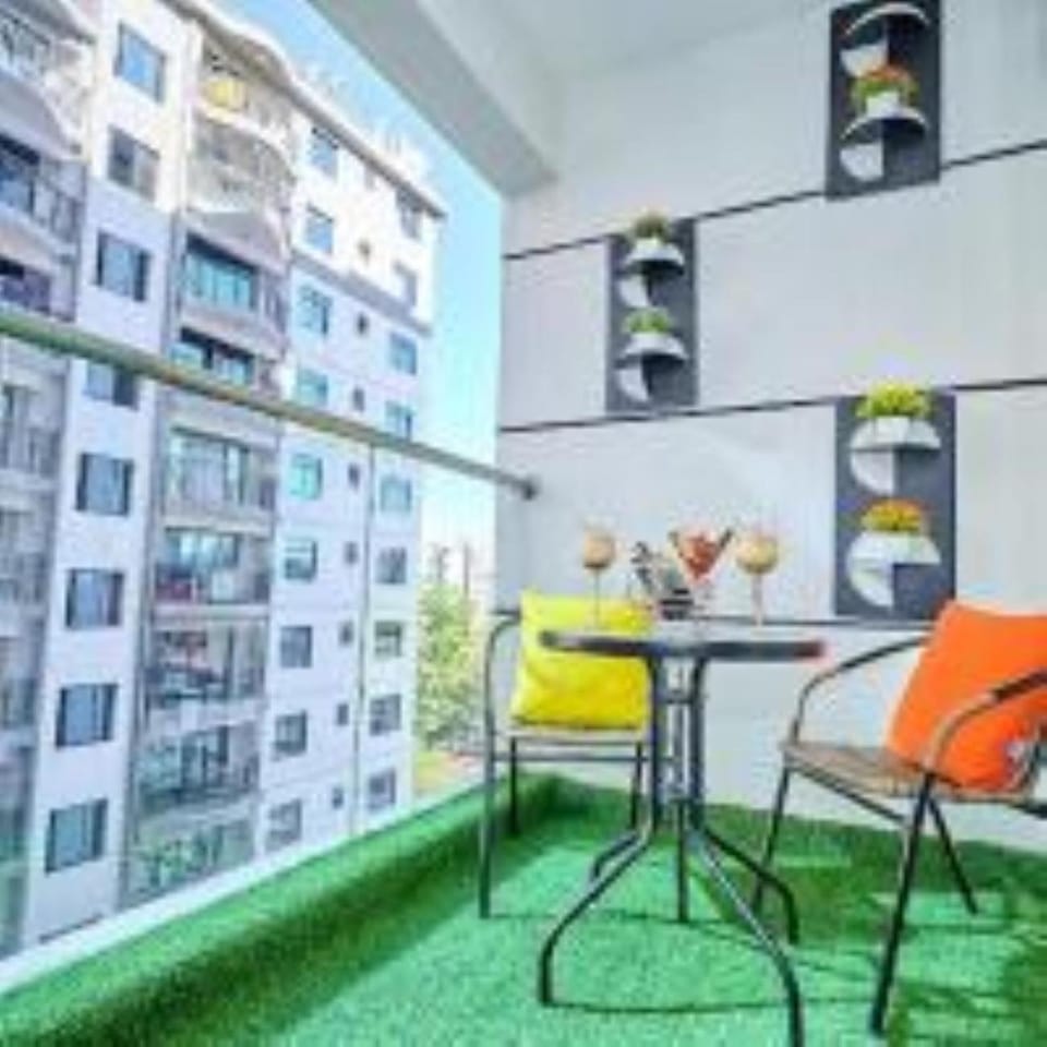 modern retreat residencies with breathtaking city views , swimming pool ,gym and ample parking space Apartment in Nairobi County