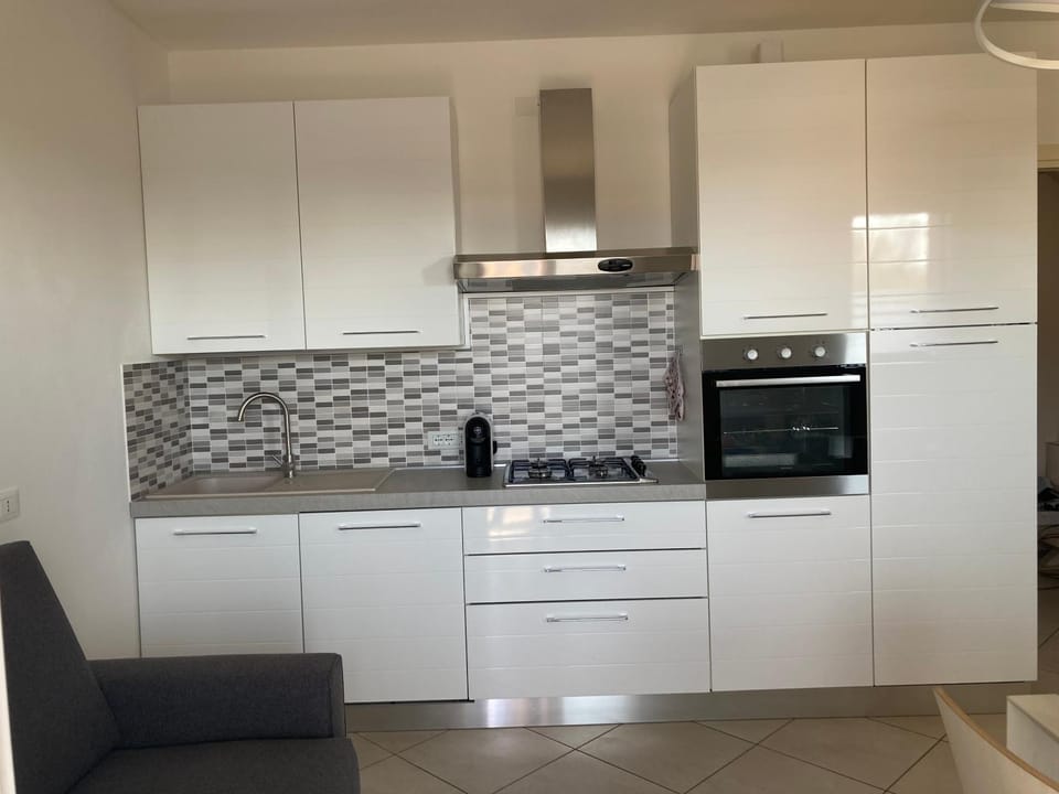 L G House Apartment in Peschiera del Garda