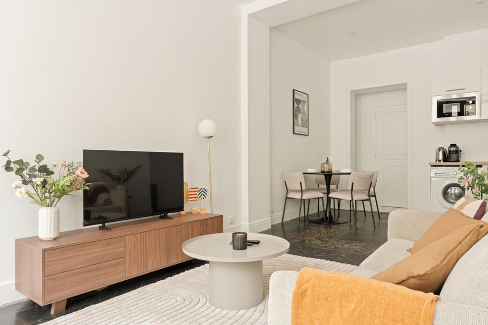 TV and multimedia, Living room, internet
