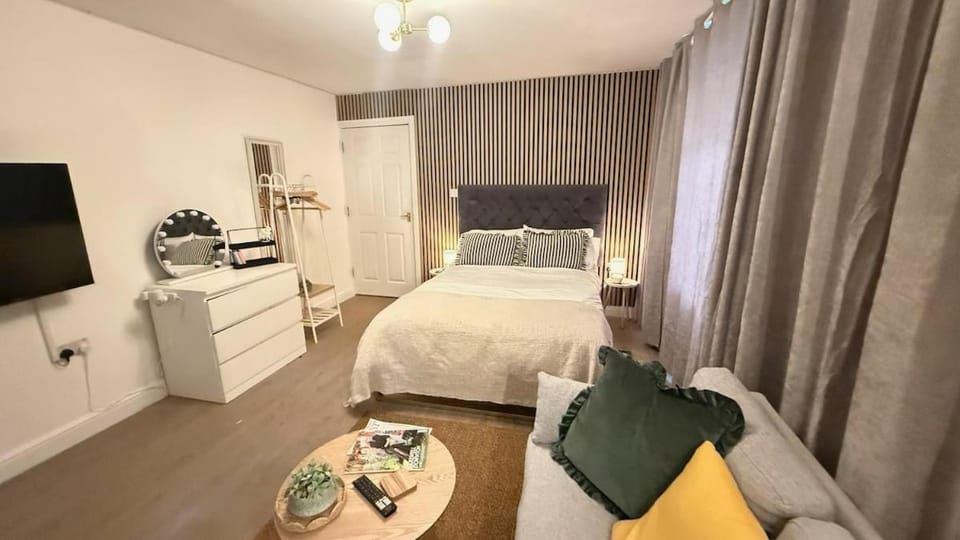 Cosy Studio Apt with Free Parking and Netflix Apartment in Wolverhampton