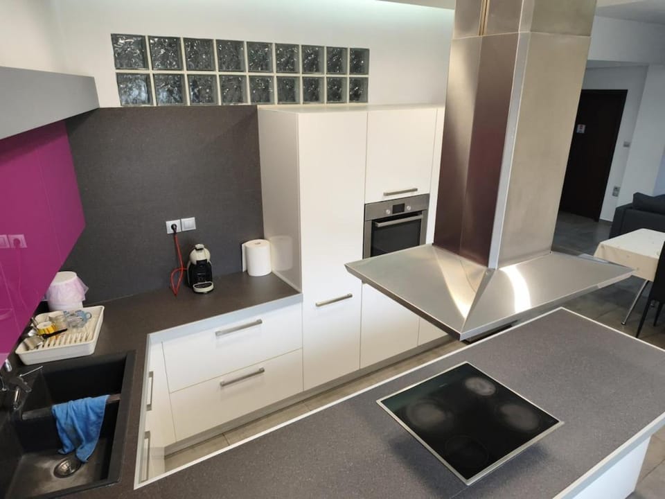 DENNIS PATRASSO - Modern apartment in Patras Apartment in Peloponnese, Western Greece and the Ionian