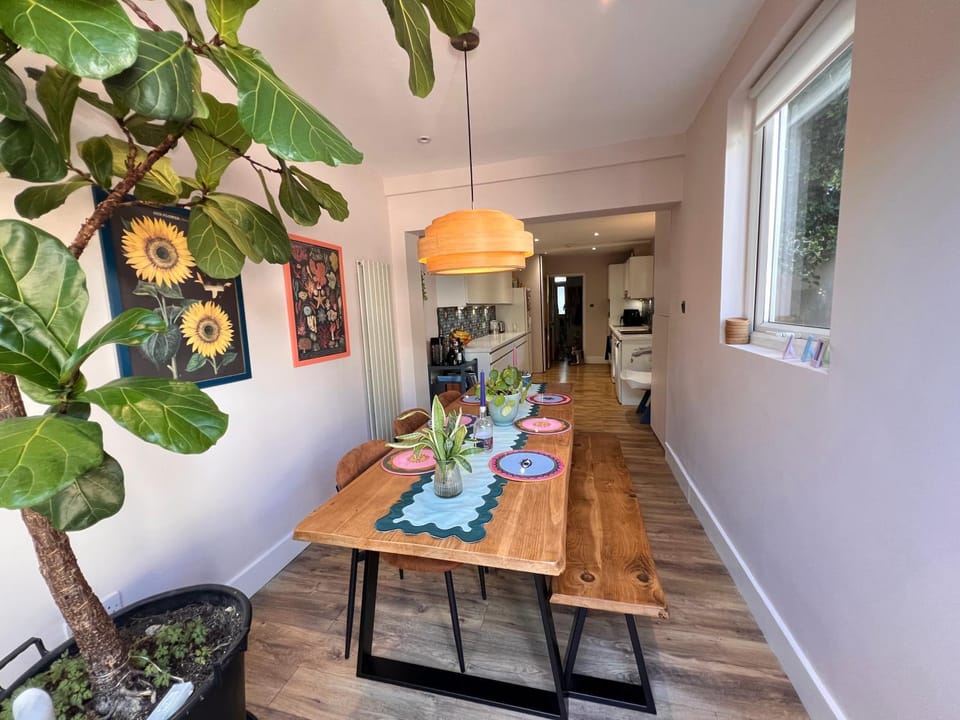 Victorian 2BDR House Near Peckham Rye Park House in London Borough of Southwark