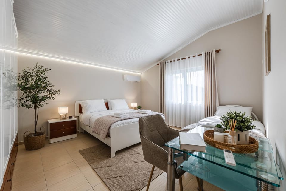 Loen Spacious Seaside Apartment 3BR Free Parking by PikHost House in Tirana County, Albania