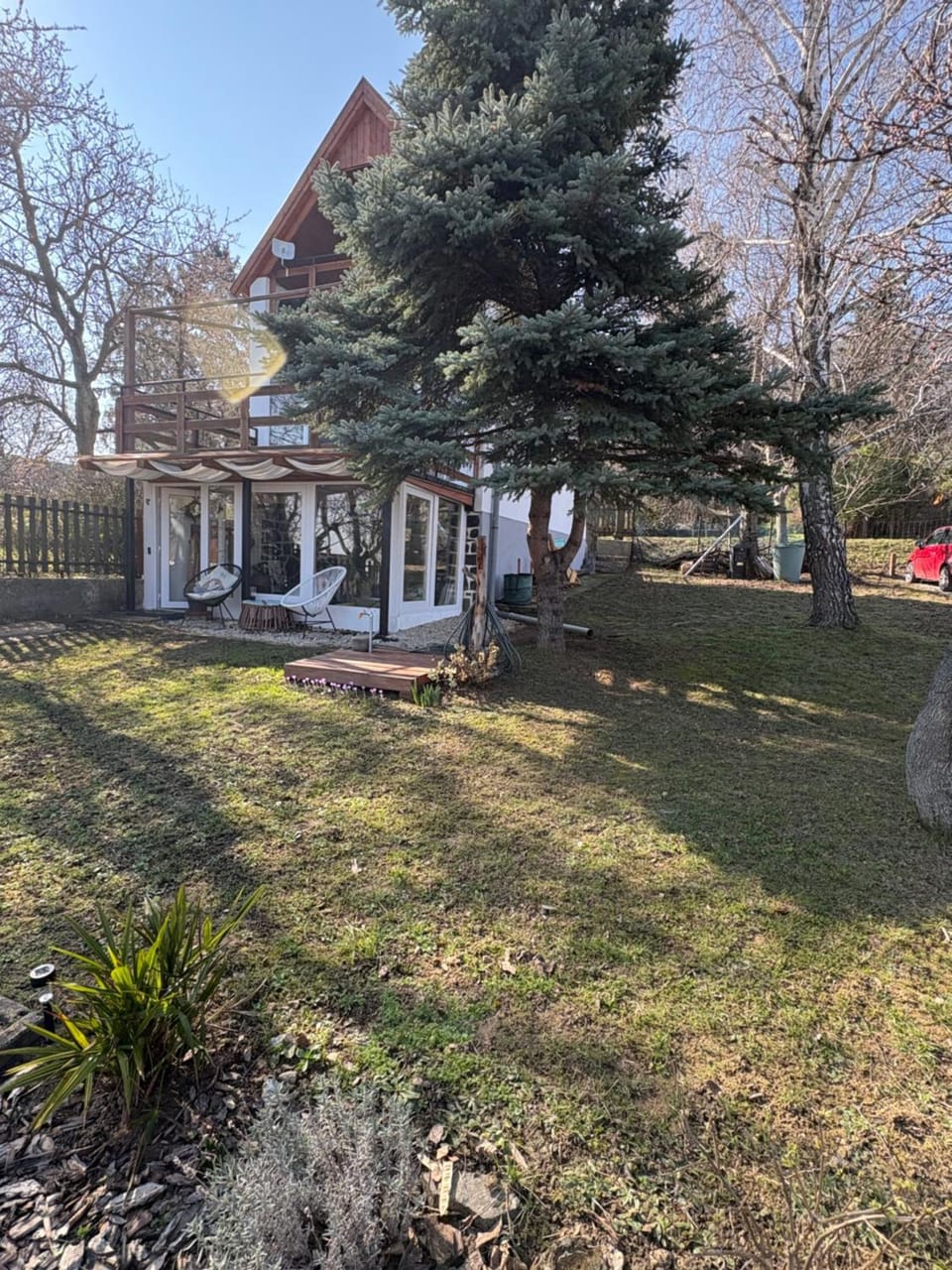 Property building, Natural landscape, Garden