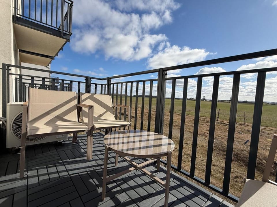 Spring, View (from property/room), Balcony/Terrace, Balcony/Terrace