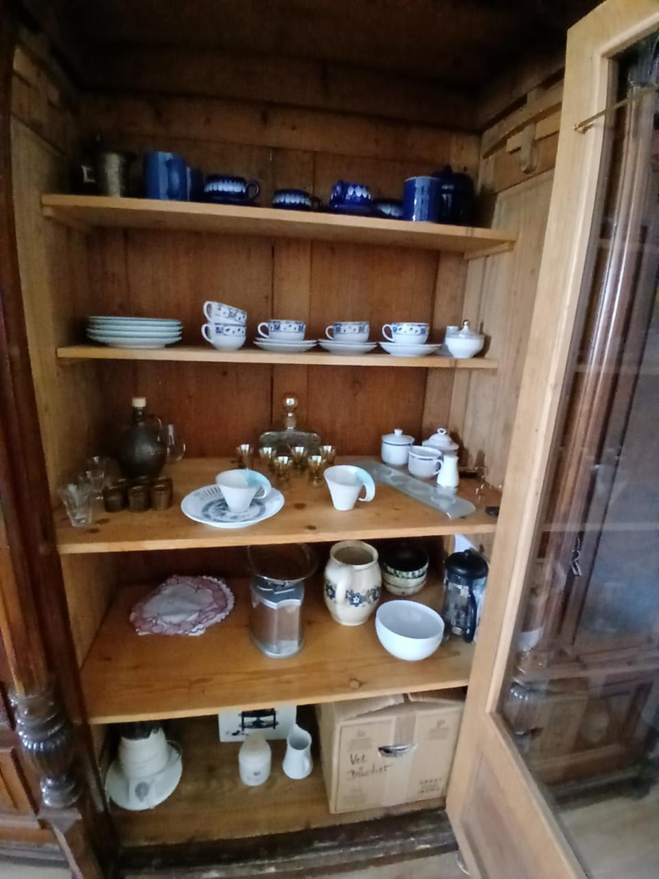 Coffee/tea facilities, kitchen
