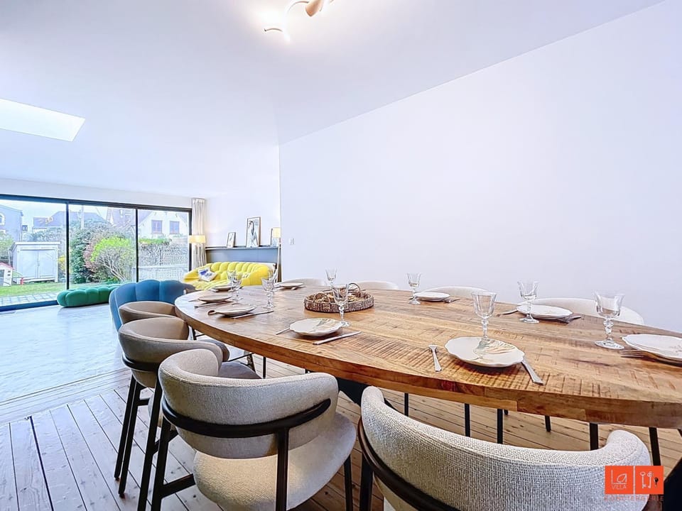 Garden, Dining area